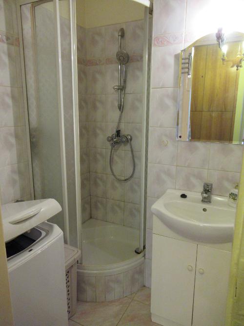 Mieszkanie Groch&oacute;w ul. Kinowa 55 m2